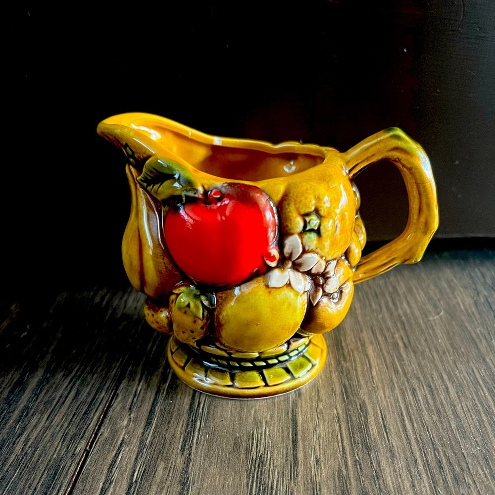 Vintage MCM Inarco brand fruit bowl design ceramic creamer